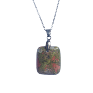 pendentif unakite taillé dans l'atelier fady cristaux