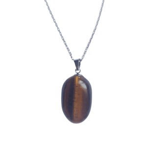 pendentif oeil de tigre taillé dans l'atelier fady cristaux